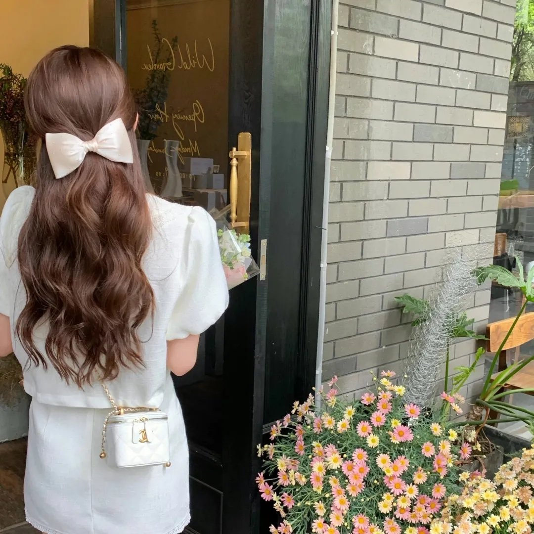 夏天19岁的肖像